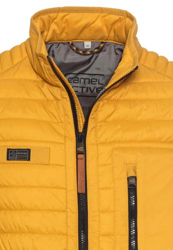 Quilted vest with light lining
