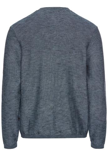 Henley long-sleeve shirt made from a cotton blend
